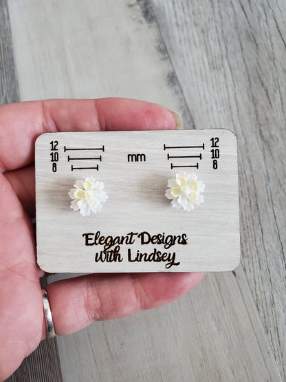 Children's White/Yellow Carnations Stud Earrings (GLOW-IN-THE-DARK)