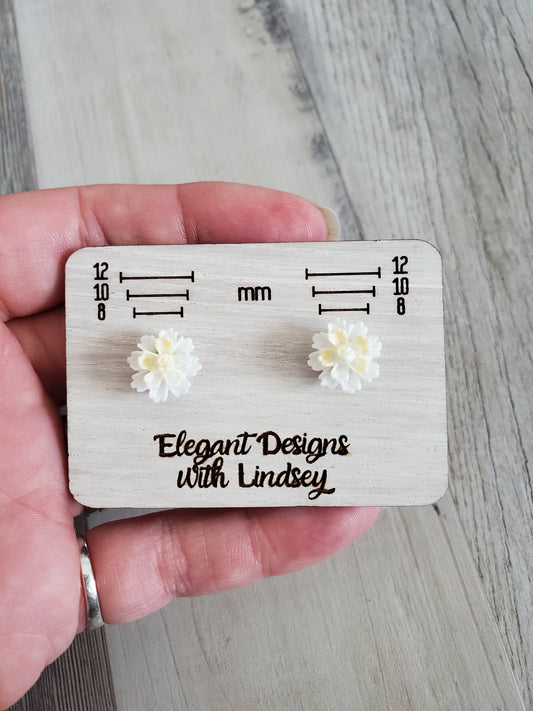 Children's White/Yellow Carnations Stud Earrings (GLOW-IN-THE-DARK)